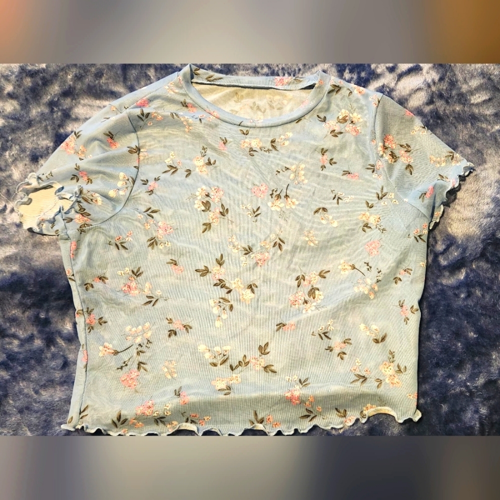 Sheer blue floral crop top!